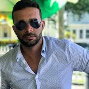 Meet your Posher, Leonardo